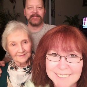 Meet your Posher, Leslie